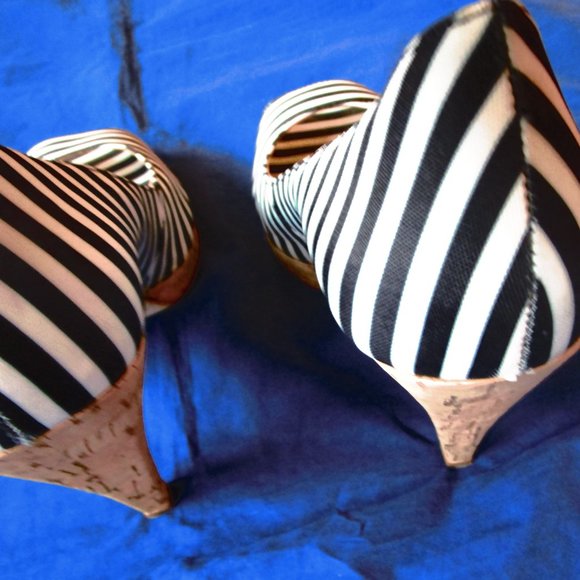 PAIR of MICHAEL KORS BLACK STRIPE FABRIC HIGH HEEL SHOE - Picture 3 of 10